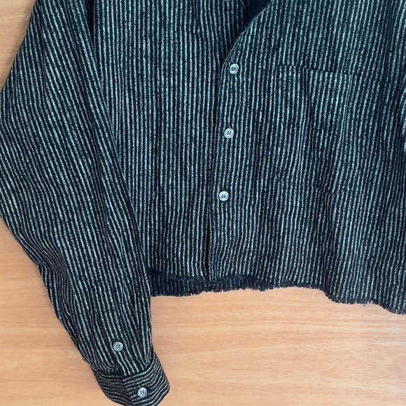 NSF Lyaunna Cut Off Shirt Sz S Small Black White Striped Cotton Crop Minimalist - Picture 3 of 7